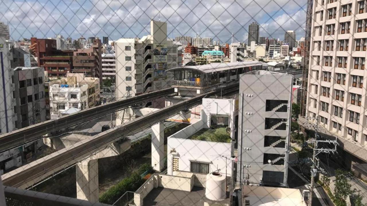 Toyoko Inn Okinawa Naha Kokusai-Dori Miebashi-Eki Εξωτερικό φωτογραφία