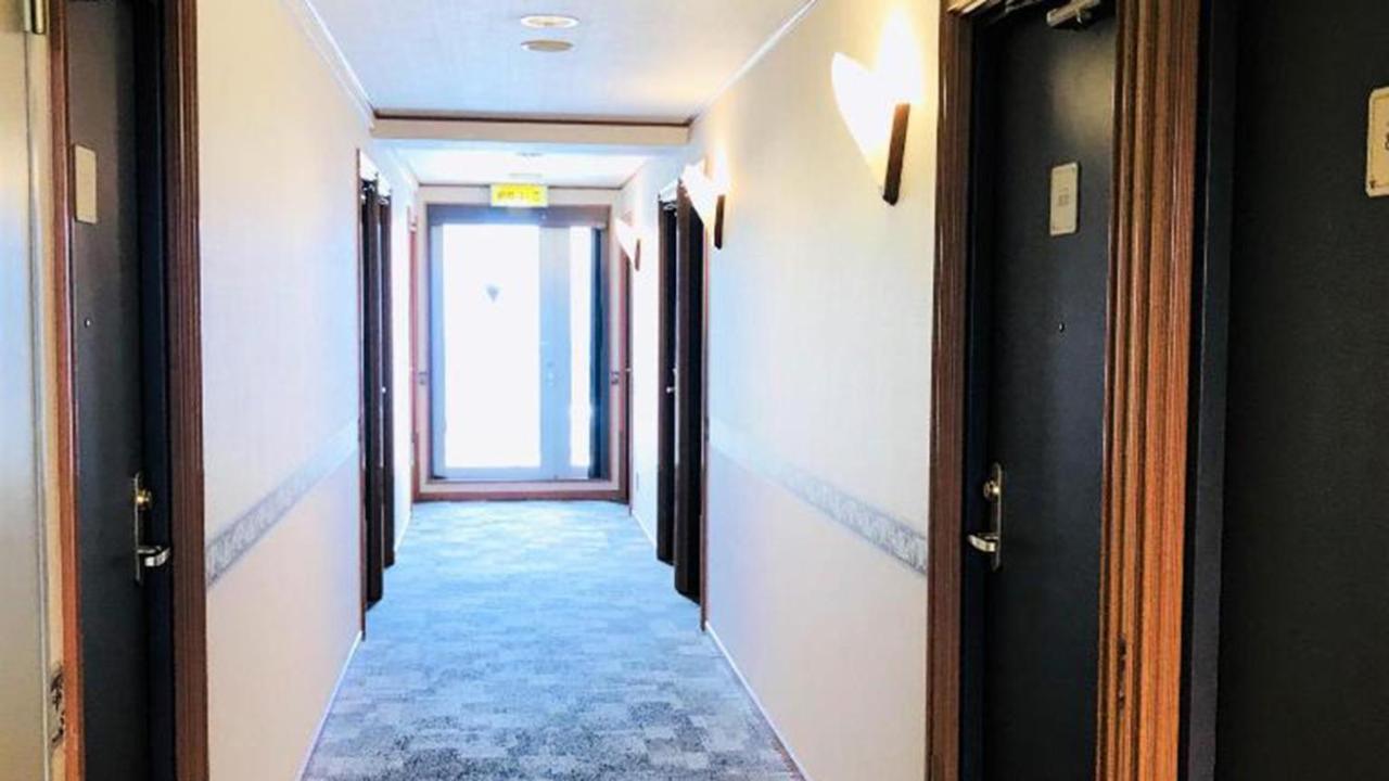 Toyoko Inn Okinawa Naha Kokusai-Dori Miebashi-Eki Εξωτερικό φωτογραφία