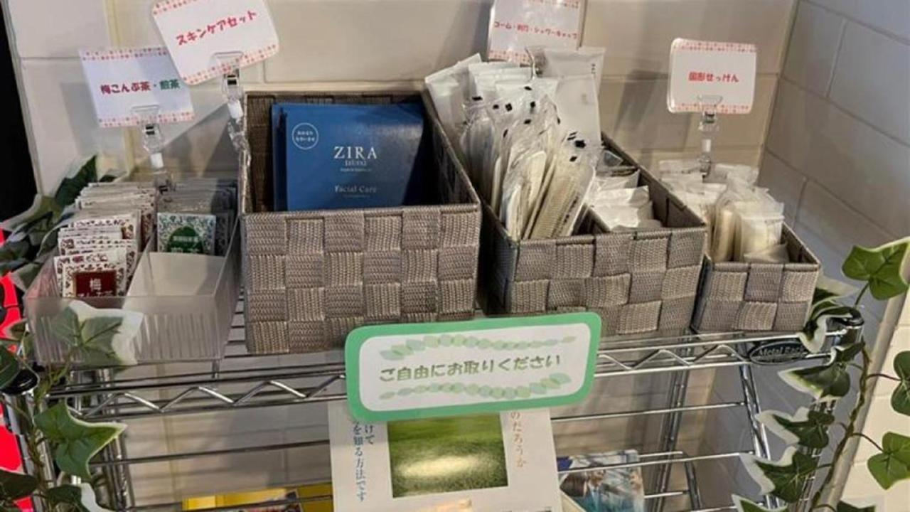Toyoko Inn Okinawa Naha Kokusai-Dori Miebashi-Eki Εξωτερικό φωτογραφία