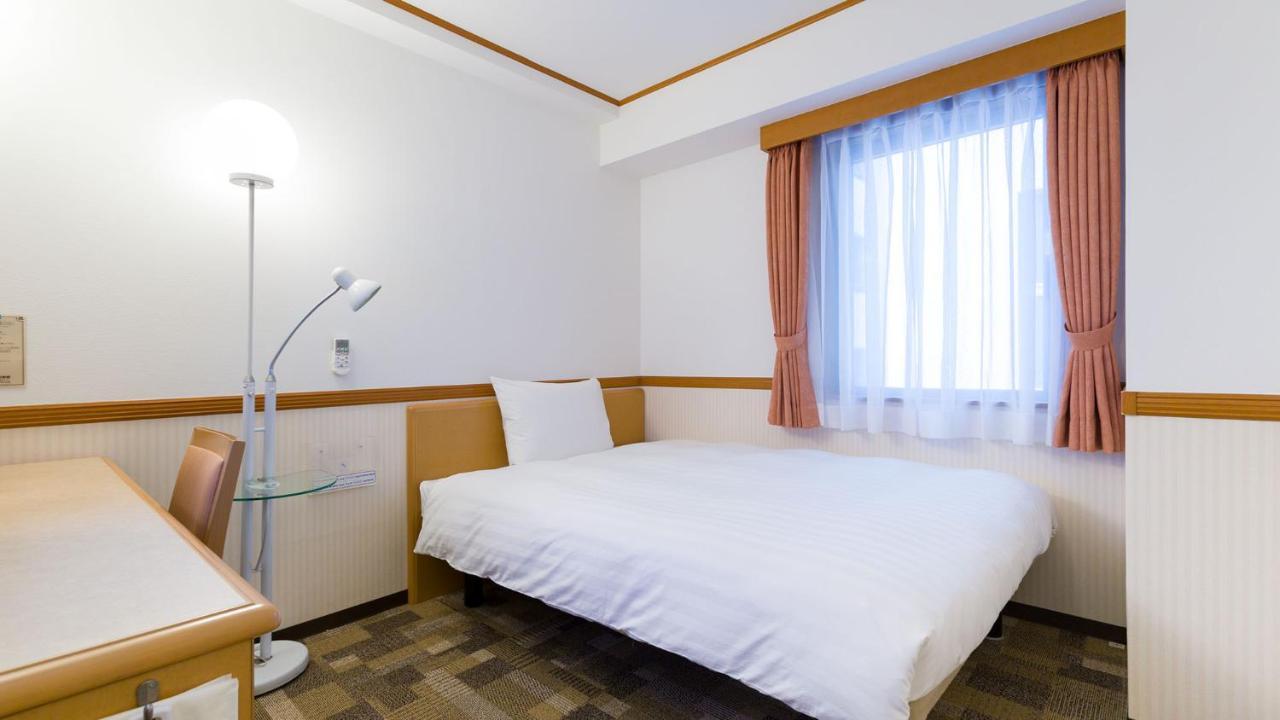 Toyoko Inn Okinawa Naha Kokusai-Dori Miebashi-Eki Εξωτερικό φωτογραφία