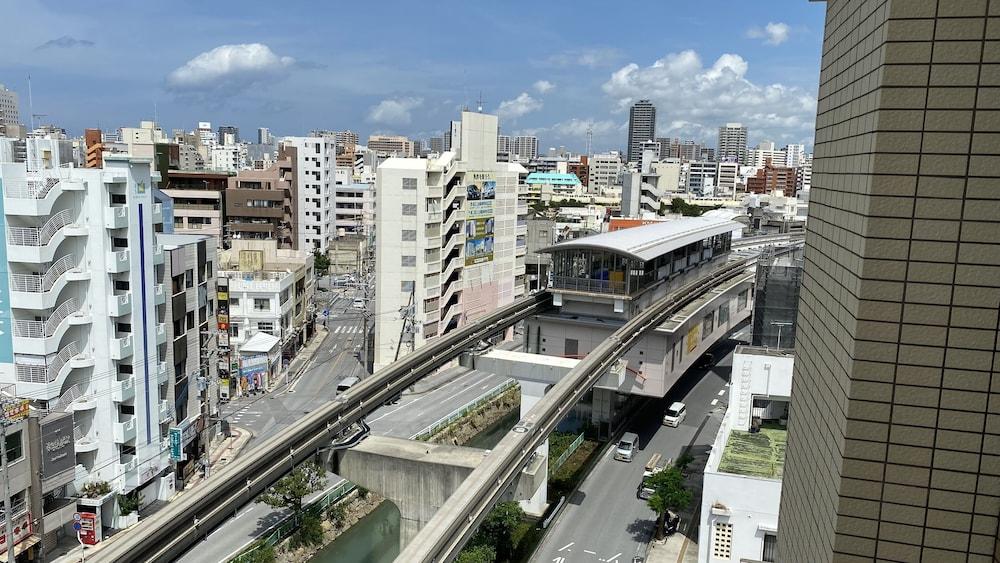 Toyoko Inn Okinawa Naha Kokusai-Dori Miebashi-Eki Εξωτερικό φωτογραφία