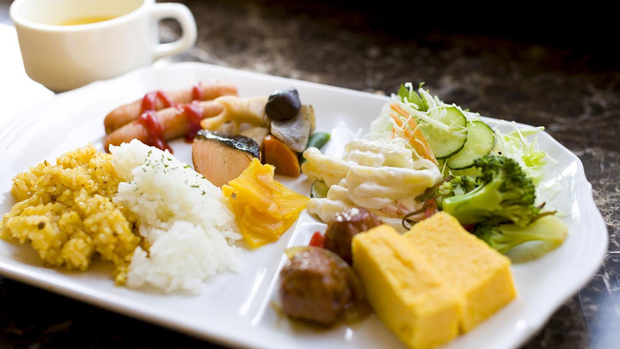 Toyoko Inn Okinawa Naha Kokusai-Dori Miebashi-Eki Εξωτερικό φωτογραφία