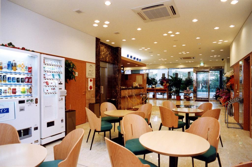 Toyoko Inn Okinawa Naha Kokusai-Dori Miebashi-Eki Εξωτερικό φωτογραφία
