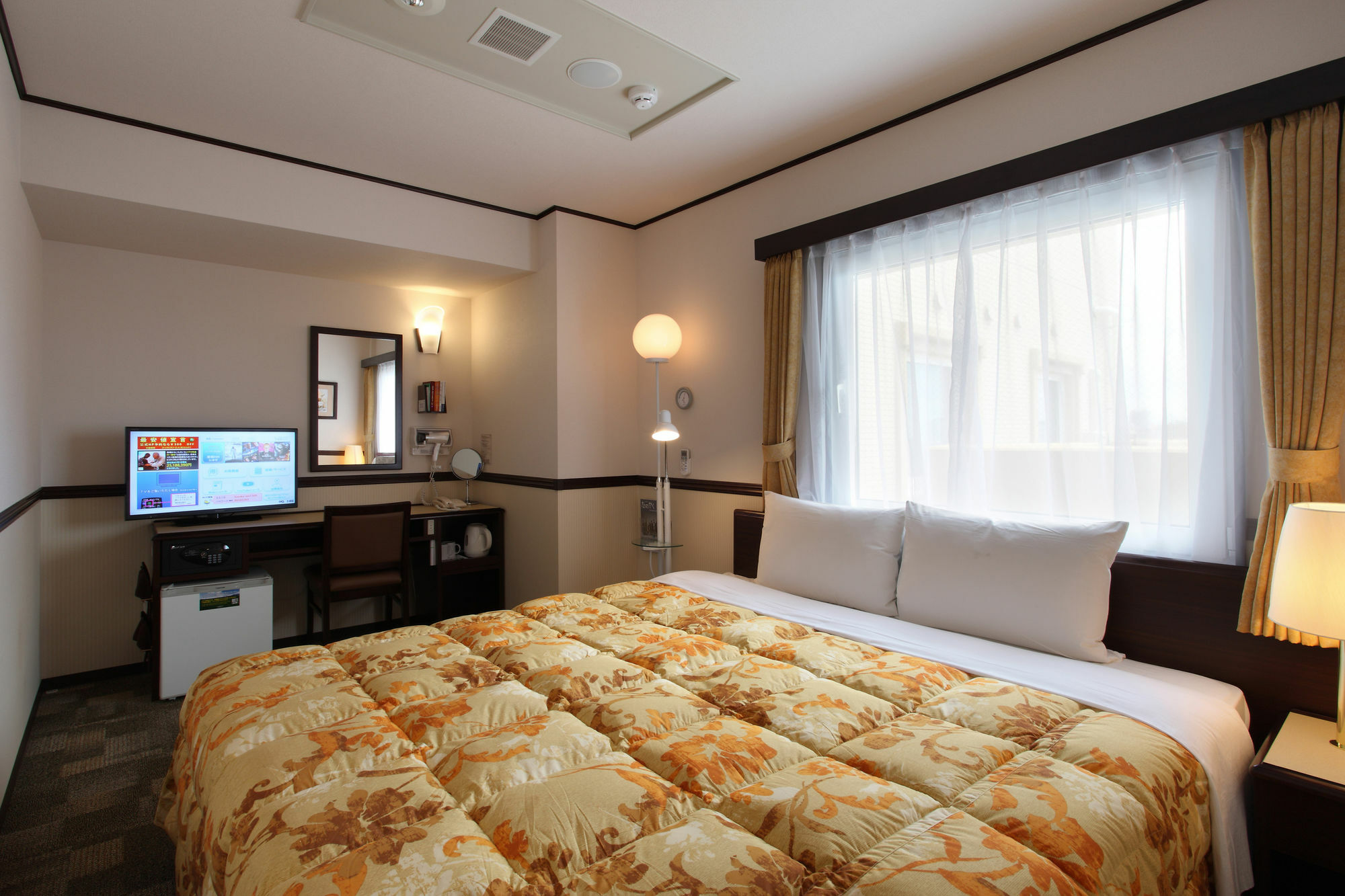 Toyoko Inn Okinawa Naha Kokusai-Dori Miebashi-Eki Εξωτερικό φωτογραφία
