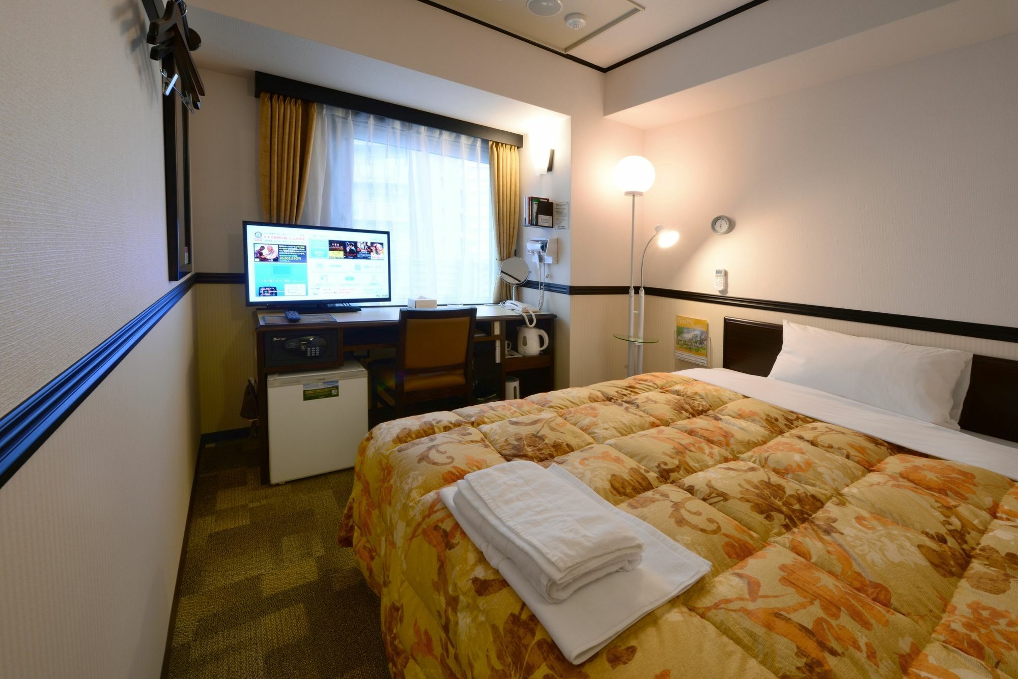 Toyoko Inn Okinawa Naha Kokusai-Dori Miebashi-Eki Εξωτερικό φωτογραφία